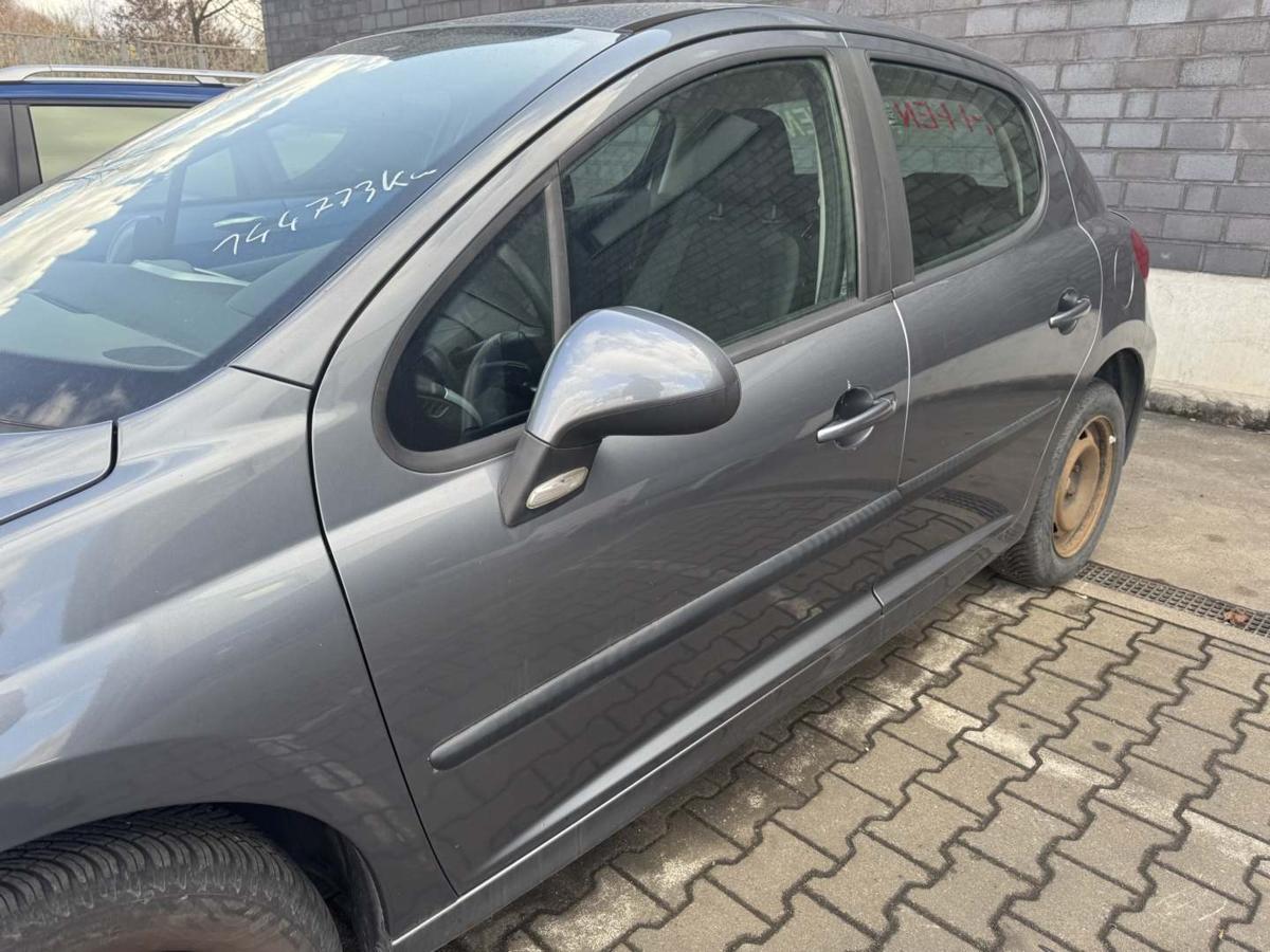 Peugeot 207 original T&uuml;r vorn links KTH Thorium Grau 5-T&uuml;rer Rohbau Bj.2010
